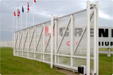 Bramy przesuwne wjazdowe przemysłowe firmy PLAST-MET 1